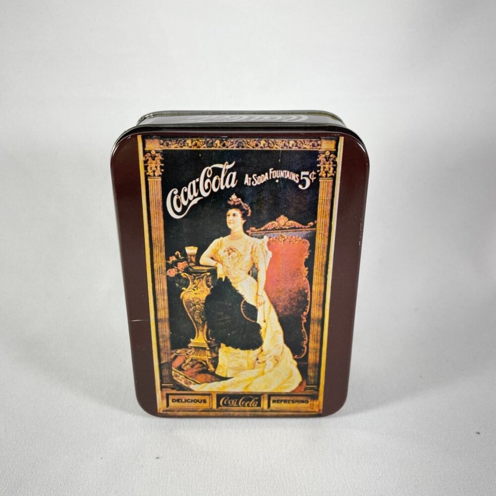 Coca-Cola VINTAGE “Old-Fashioned”  Memo Sheets (300) in Original Reusable Tin